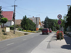 Main street - Szada, Ungarn